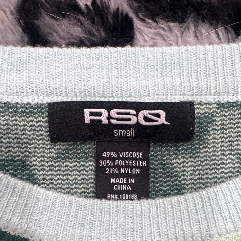 RSQ Green Checkered Crop Top - Picture 2 of 6